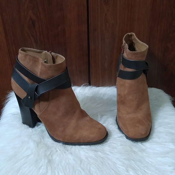 Express Shoes - Express Faux Suede Stacked Heel Booties Size 8